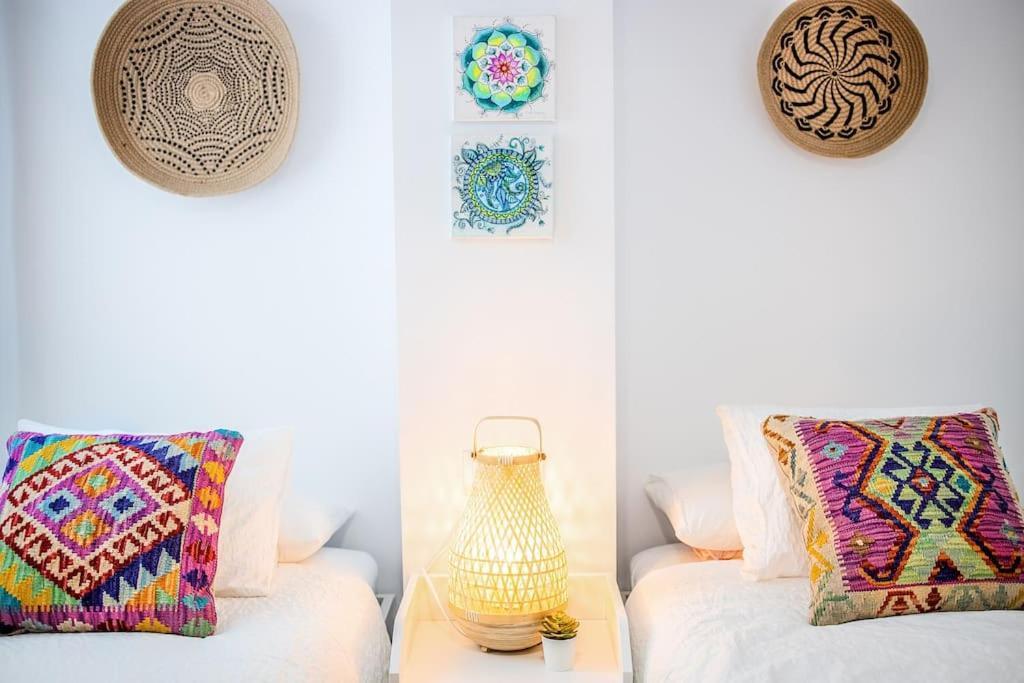 Nautilus Beach Apartment - Apartamento Azul โรตา ภายนอก รูปภาพ